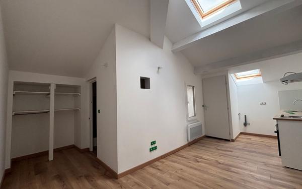 Appartement à vendre    2 pièces • 17,70 m2 Carpentras