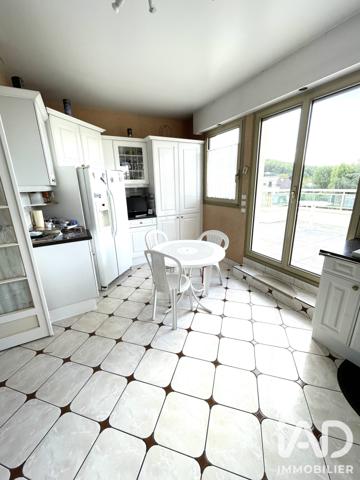 Appartement à vendre 4 pièces 155,4 m² Saint-Maur-des-Fossés
