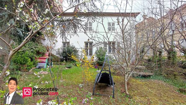 THIZY-LES-BOURGS (69240) Maison bourgeoise 274 m² , 4 chambres,  garage, jardin