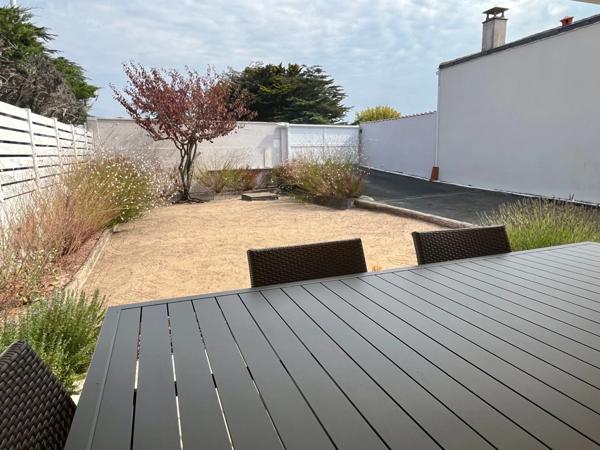 LA FAUTE SUR MER (85) PROCHE OCEAN VILLA PLAIN PIED AVEC 2 LOCATIFS SAISONNIERS INDEPENDANTS SUR 400M²