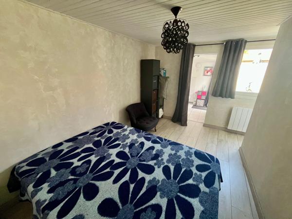 LA FAUTE SUR MER (85) PROCHE OCEAN VILLA PLAIN PIED AVEC 2 LOCATIFS SAISONNIERS INDEPENDANTS SUR 400M²