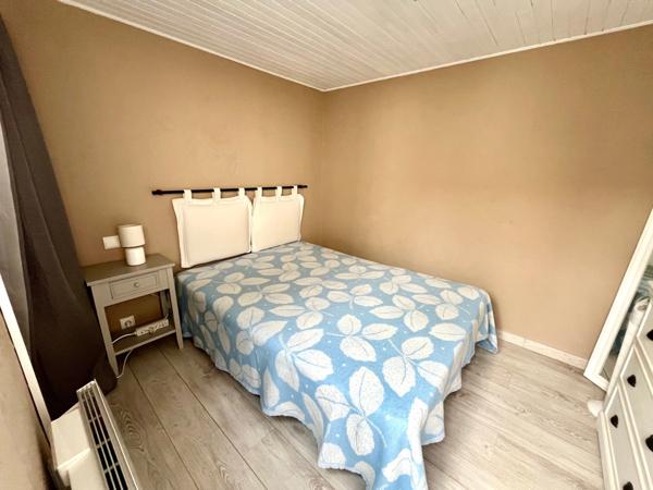 LA FAUTE SUR MER (85) PROCHE OCEAN VILLA PLAIN PIED AVEC 2 LOCATIFS SAISONNIERS INDEPENDANTS SUR 400M²