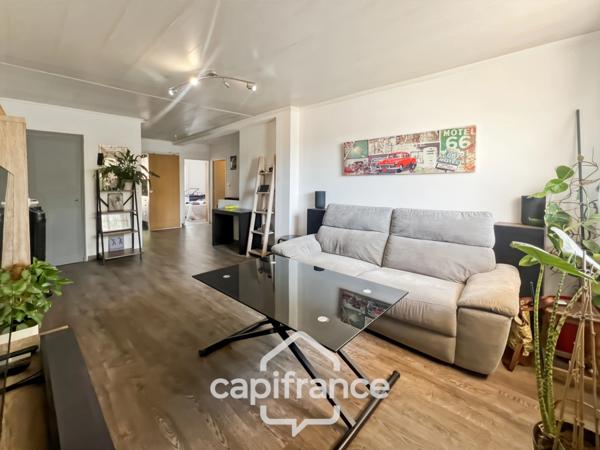 Appartement à vendre 3 pièces LA FARLEDE (83), 58m2 au calme à pied du village de la Farlède.