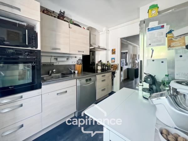 Appartement à vendre 3 pièces LA FARLEDE (83), 58m2 au calme à pied du village de la Farlède.