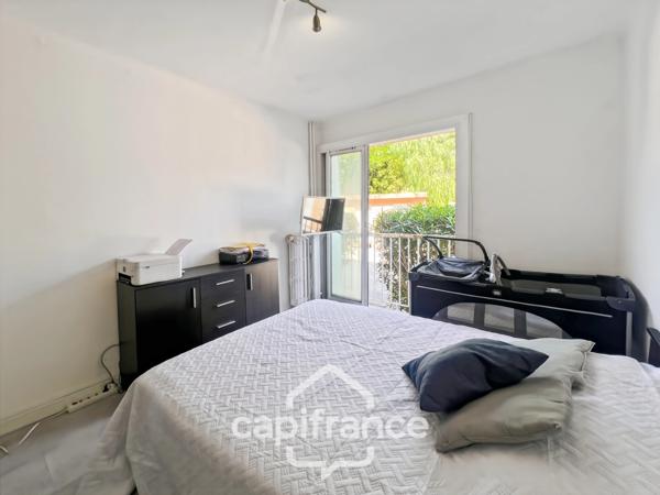 Appartement à vendre 3 pièces LA FARLEDE (83), 58m2 au calme à pied du village de la Farlède.