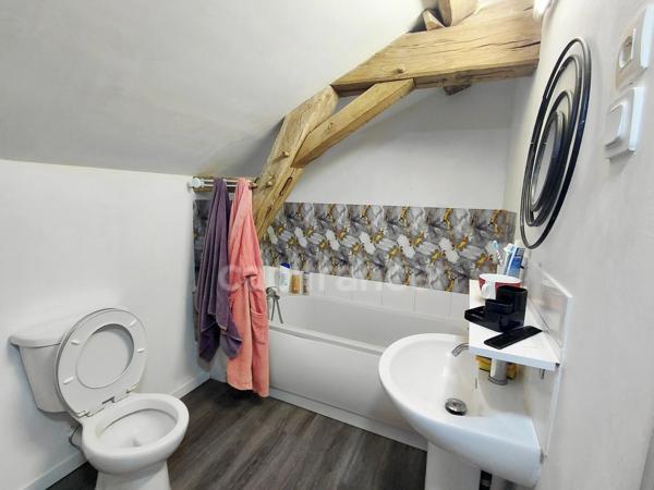 Maison en pierre 115m2 4 pièces ADRIERS (86)