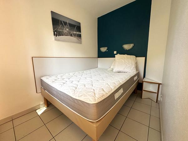 Charmant Appartement a Vendre a Saint-Raphael avec Vue sur la Mer !