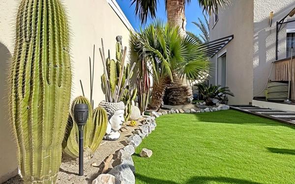 Maison à vendre    6 pièces •  Pia