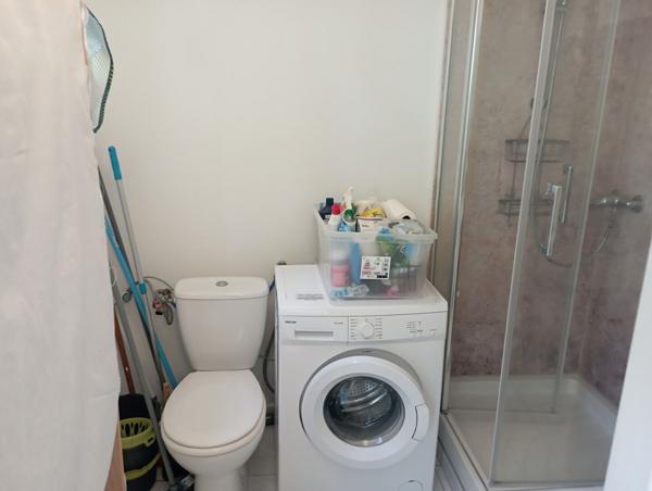 A LOUER STUDIO MEUBLE LA ROCHELLE LES MINIMES (BAIL ETUDIANT)