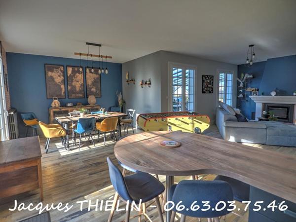 Maison familiale en hyper centre-ville de Longué