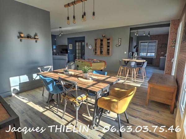 Maison familiale en hyper centre-ville de Longué