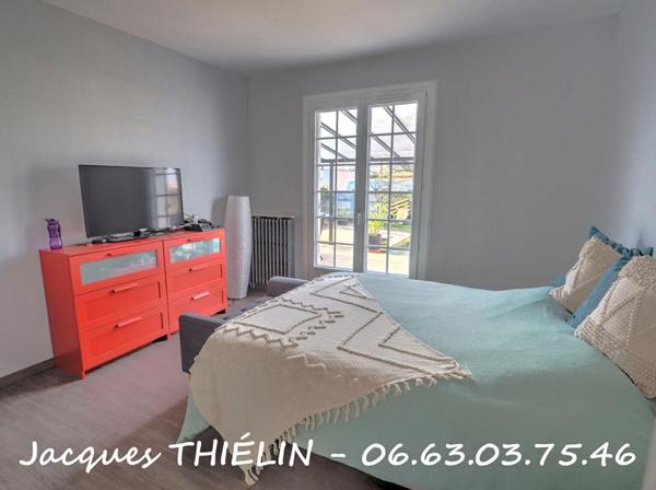 Maison familiale en hyper centre-ville de Longué