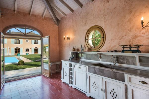 Vente Maison de luxe Échenevex 12 Pièces 605 m²