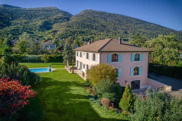 Vente Maison de luxe Échenevex 12 Pièces 605 m²