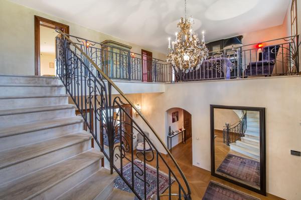 Vente Maison de luxe Échenevex 12 Pièces 605 m²
