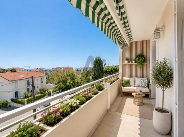 CANNES, Alexandre III – Appartement 2 pièces aperçu mer