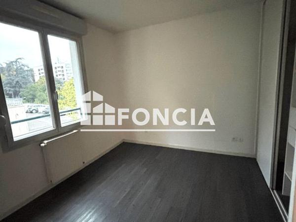 Location Appartement 3 pièces 63.8 m² - 53 RUE PIERRE AUDRY Lyon 69009