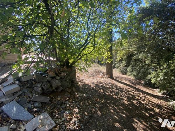 83720 TRANS-EN-PROVENCE - VILLA SUR TERRAIN 2 820 m²