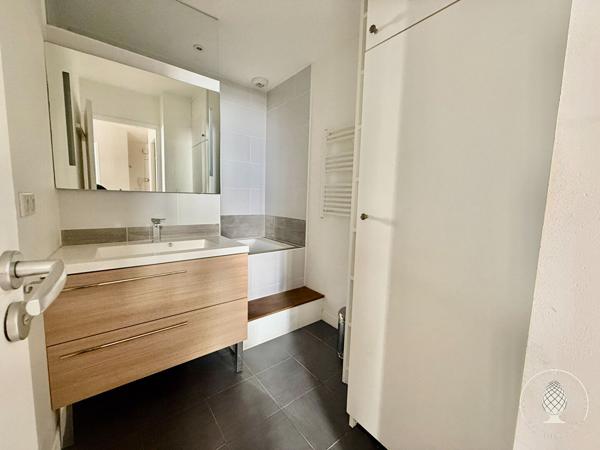 Appartement 2 pièces en hyper-centre à La Rochelle - Charme et confort à deux pas du marche , La rochelle