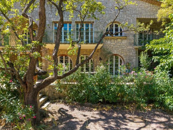 Vente Maison de luxe Montpellier 10 Pièces 244 m²