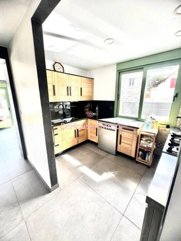 Maison à vendre 7 pièces de 235 m²