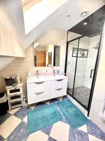 Maison à vendre 7 pièces de 235 m²