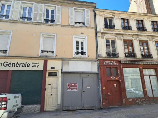 Maison/Triplex meublé idéal investisseur en plein centre ville Troyen
