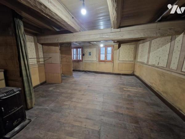 PONTIVY (56) Immeuble en hyper centre