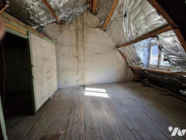 PONTIVY (56) Immeuble en hyper centre