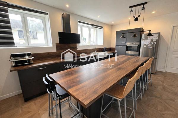 Investissez en bord de mer à lion sur mer