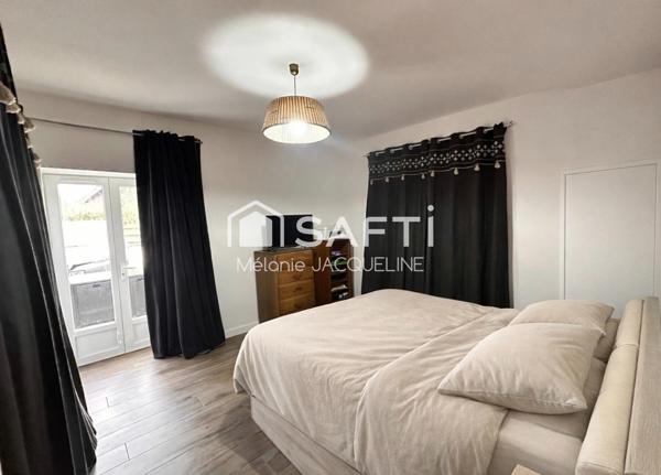 Investissez en bord de mer à lion sur mer