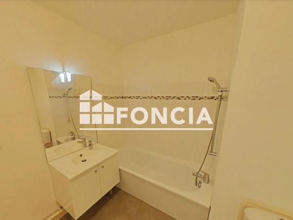 Location Appartement 2 pièces 43.64 m² - 7 RUE GUSTAVE NADAUD Wasquehal 59290