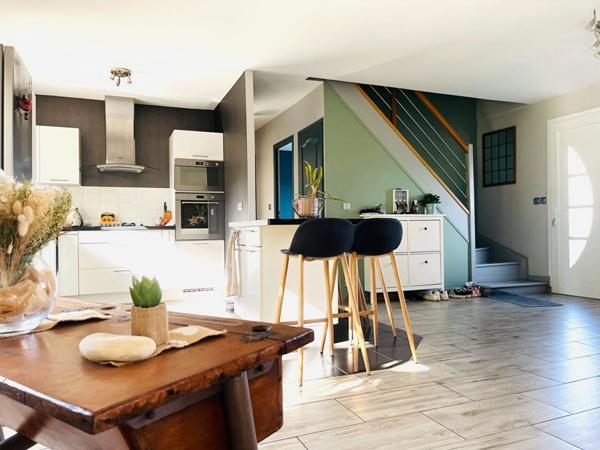 OUILLIY LE TESSON - MAISON FAMILIALE - 4 CHAMBRES