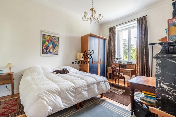 Maison Le Vésinet - 186 m² - 8 pièces Le vesinet Maison Le Vésinet - 186 m² - 8 pièces Le vesinet