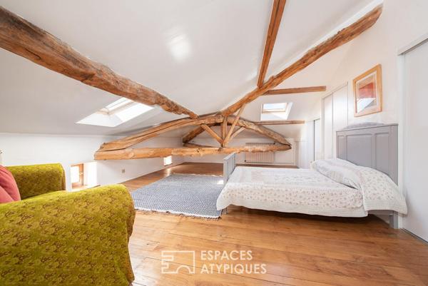 Longère rénovée avec dépendances et potentiel d’accueil au coeur du Triangle d’Or