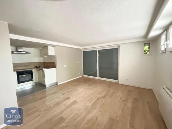 Appartement à louer 3 pièces 56.44m² Saint-Martin-d'Hères (38400)