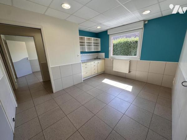 Rebreuve-Ranchicourt - local professionnel