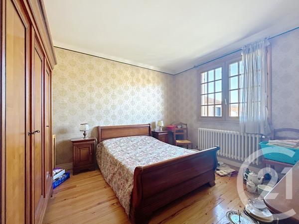 Maison à vendre  7 pièces - 169 m2 RIOM - 63