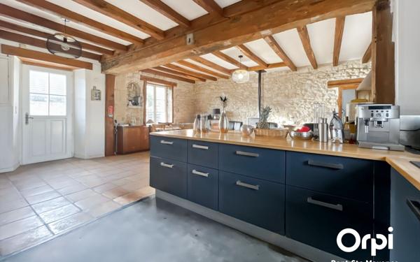 Maison à vendre    4 pièces •  Pont-Sainte-Maxence