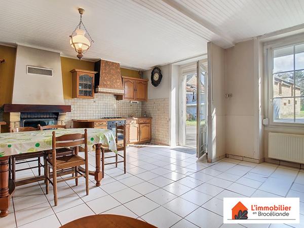 Belle longère en campagne de Val d'Anast sur 5 000m²