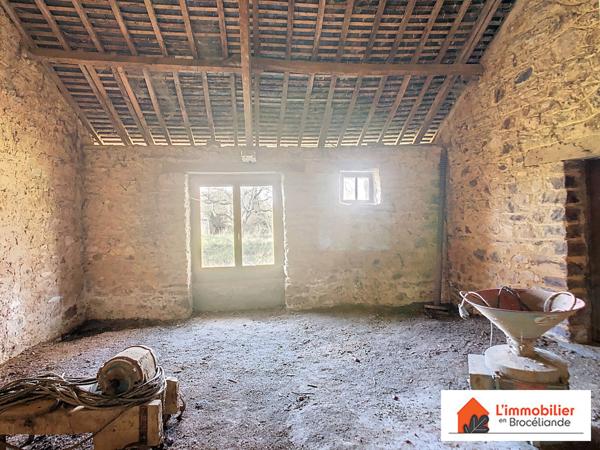 Belle longère en campagne de Val d'Anast sur 5 000m²