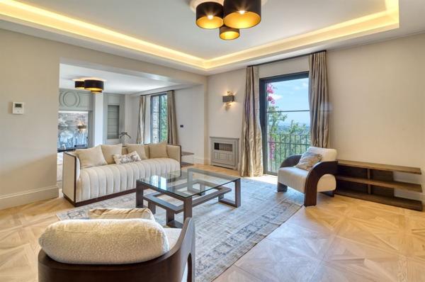 Vente Maison de maître Mougins 20 Pièces 1500 m²