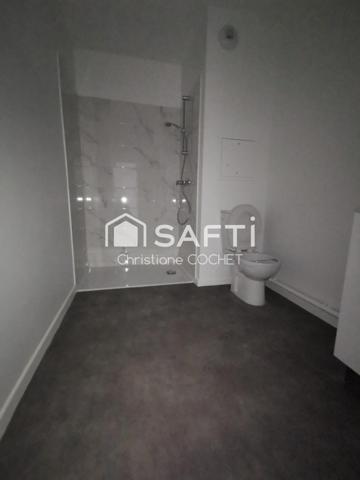 Appartement T2, 28m2 carrez vue sur l'étang et une place de parking en sous-sol