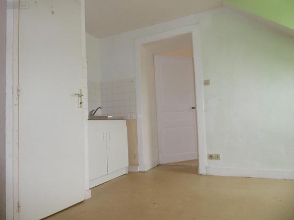 Appartement à louer à Redon en Ille-et-Vilaine (35600), ref : 35066-281-35066