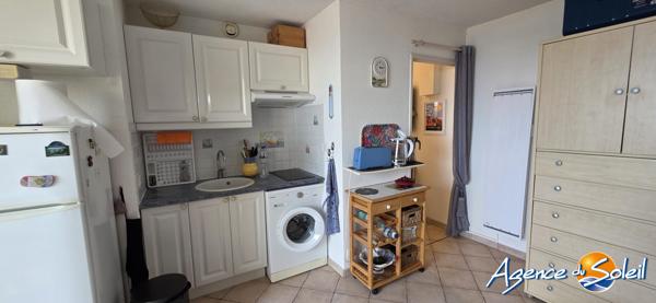 Appartement à Saint-Pierre-la-Mer BELLE VUE MER T2 + PARKING BAS ST PIERRE