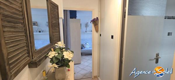 Appartement à Saint-Pierre-la-Mer BELLE VUE MER T2 + PARKING BAS ST PIERRE