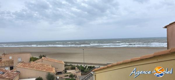Appartement à Saint-Pierre-la-Mer BELLE VUE MER T2 + PARKING BAS ST PIERRE