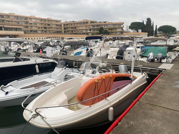 PLACE DE PORT PRIVEE MANDELIEU