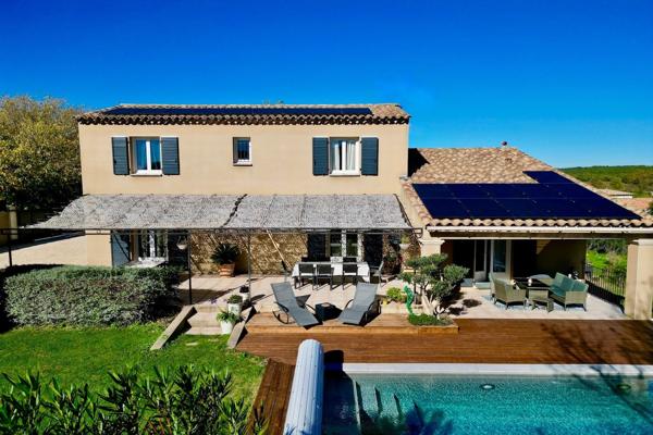 Vente Maison de luxe Uzès 6 Pièces 169 m²