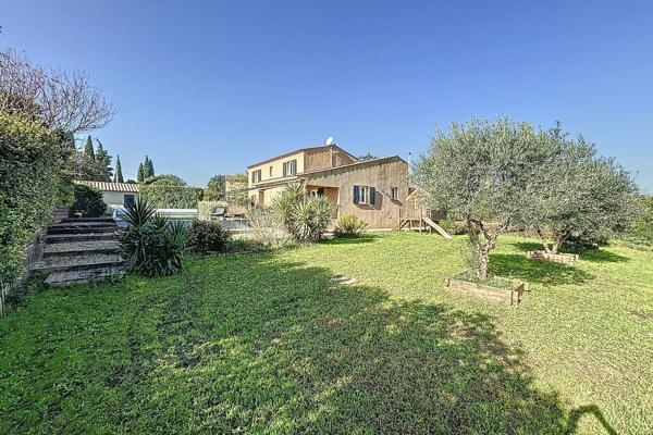 Vente Maison de luxe Uzès 6 Pièces 169 m²